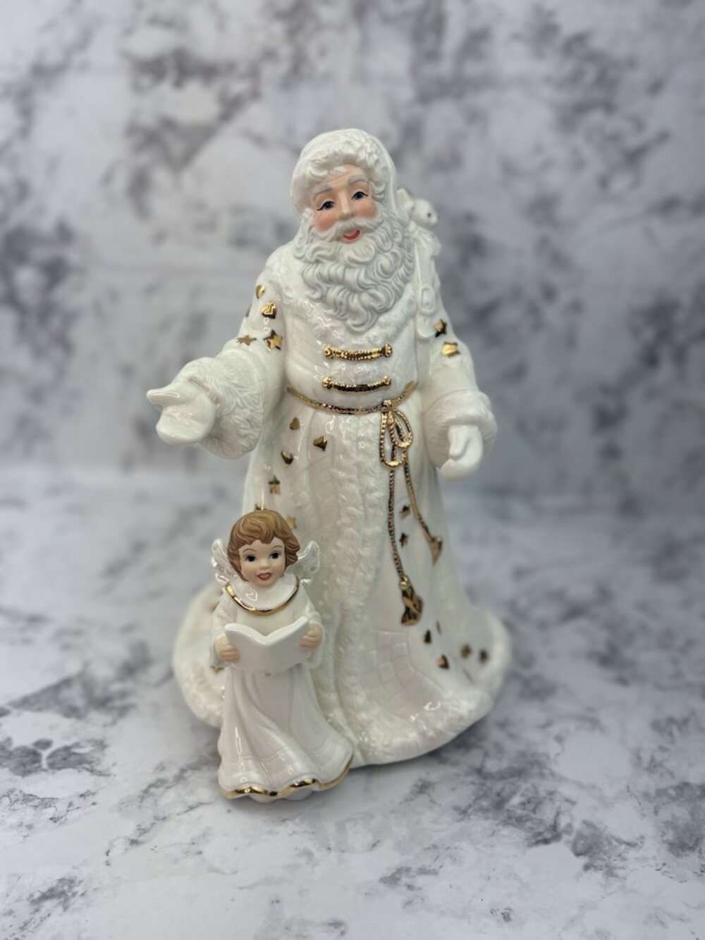 -Vtg Heritage Porcelain Santa Figurine Handpainted Gold Accents Christmas Holida